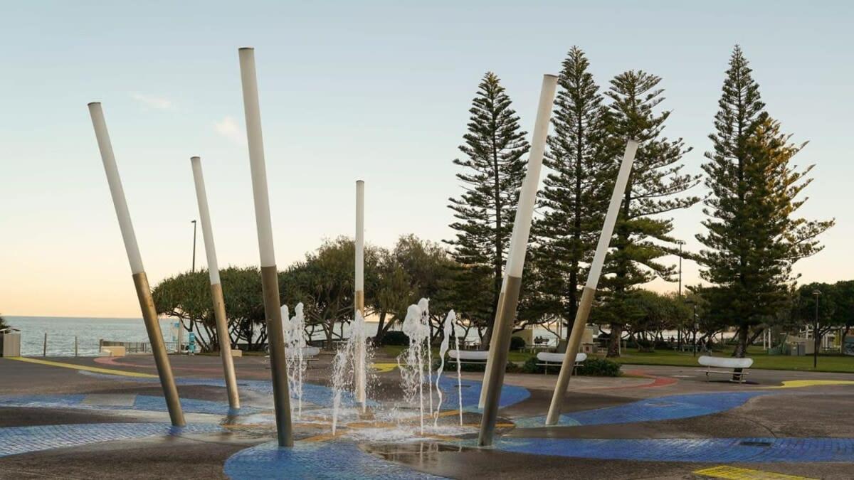 Moffat Coastal Contemporary Unit A * Caloundra